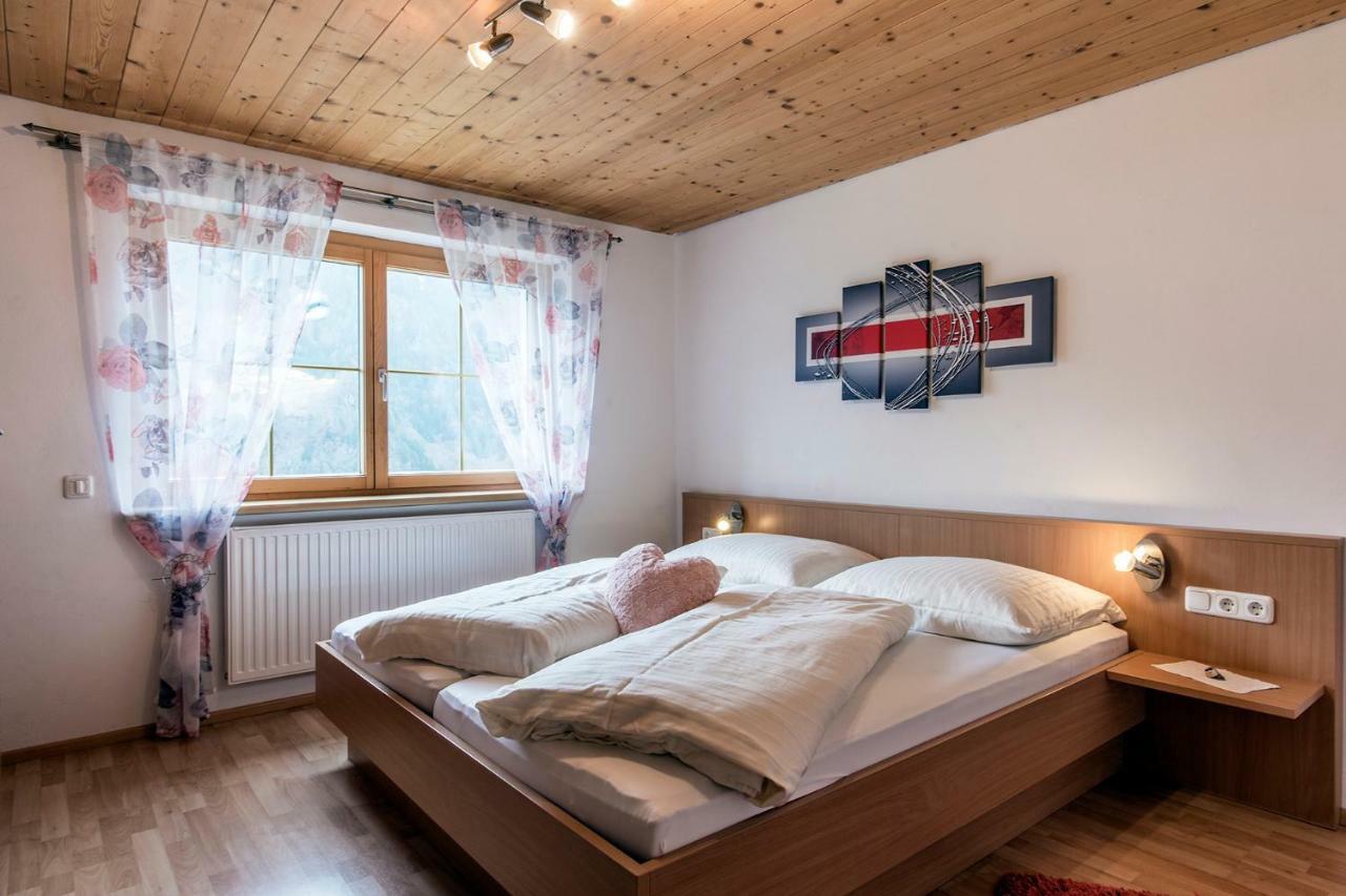 Haus Ambiatscha Apartment Sankt Gallenkirch Exterior photo