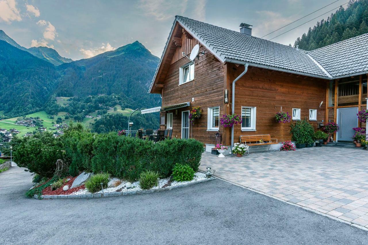 Haus Ambiatscha Apartment Sankt Gallenkirch Exterior photo